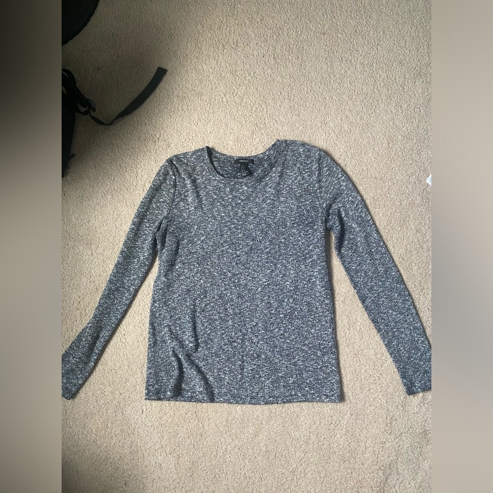 Classic gray forever 21 women’s sweater-Size Small